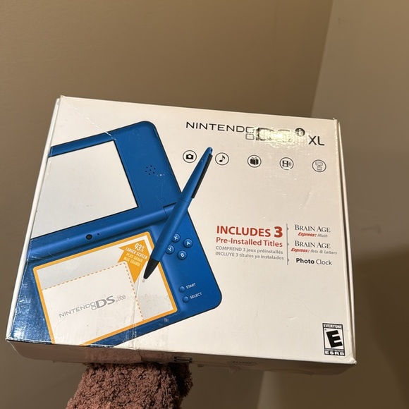 Nintendo DSi XL Box Only - Picture 6 of 11